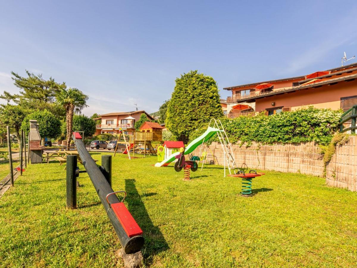 Apartment Residenza Agrifoglio-8 By Interhome Luino Exterior photo