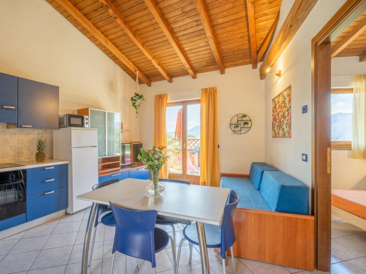 Apartment Residenza Agrifoglio-8 By Interhome Luino Exterior photo